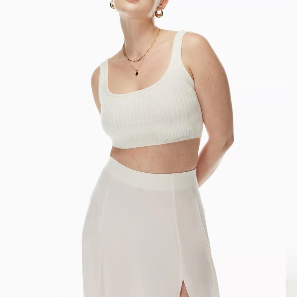Aritzia wilfred cropped top